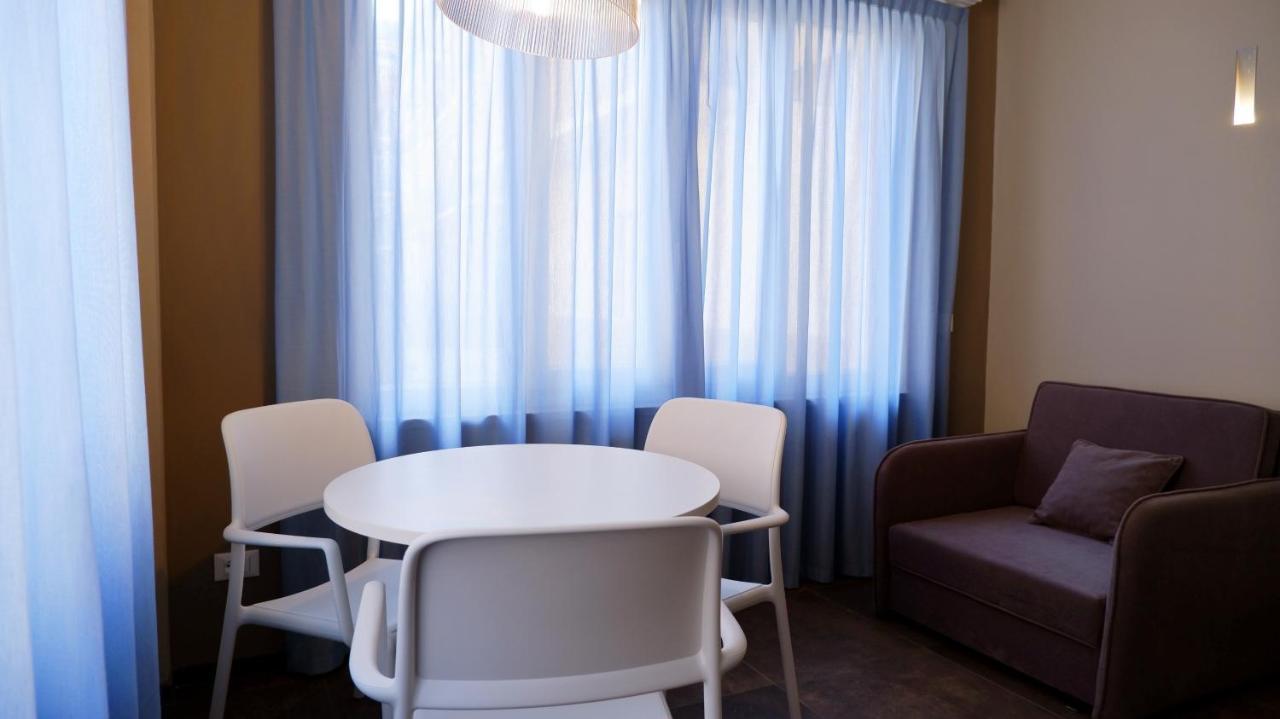 Pianomare Riviera Apartments And Rooms Imperia Buitenkant foto